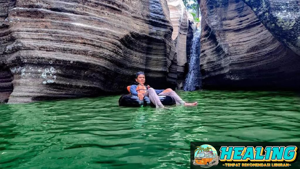 7 Hal Menarik yang Bisa Anda Temui di Air Terjun Luweng Sampang