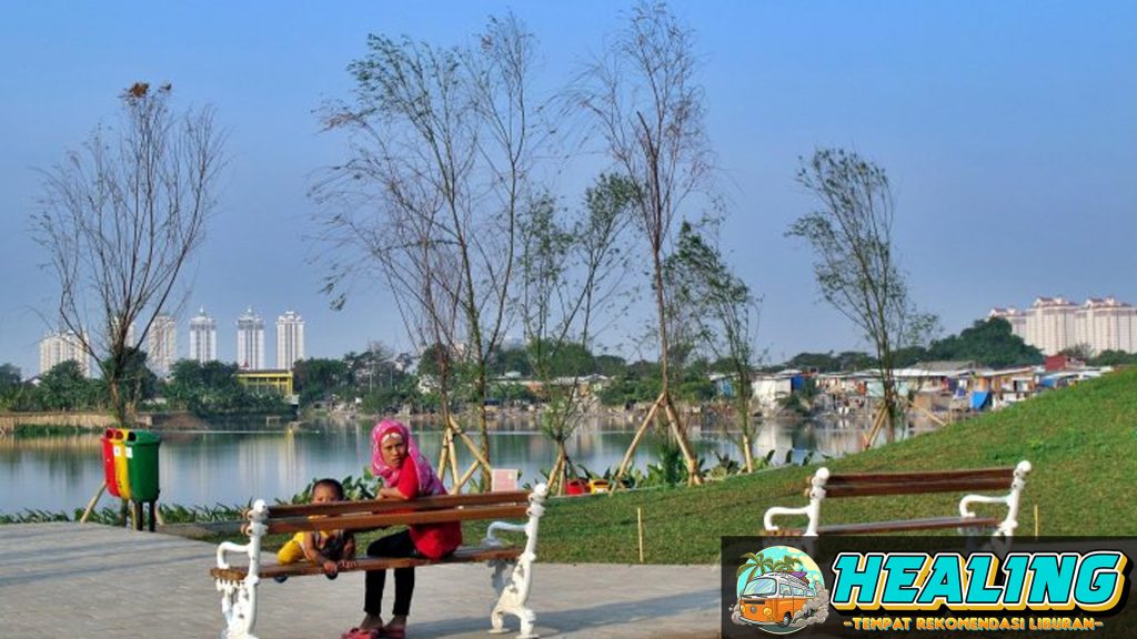 Menikmati Keindahan Taman Kota Waduk Ria Rio