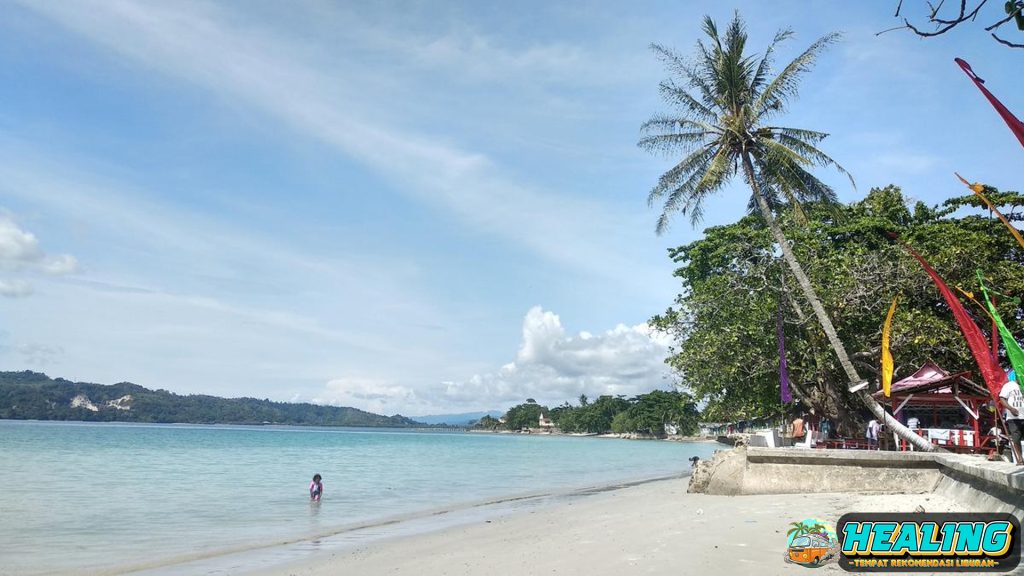 Keindahan Alam dan Permainan Air di Pantai Natsepa